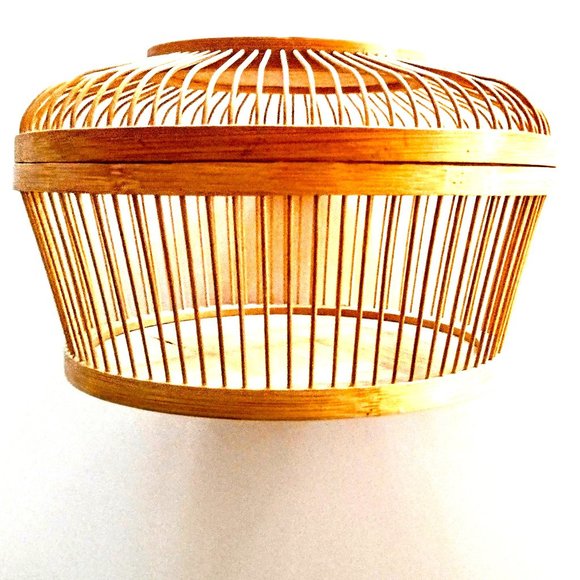 VTG Ribbed Bamboo Basket w/Lid ~ 7.25" Diam. Intricate 2-Tone Woven Inset ~ EVC! - Picture 3 of 12
